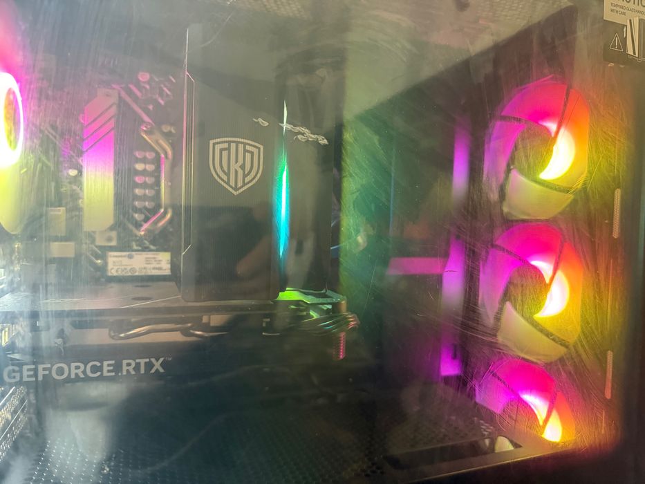 Pc ASU’s 4060 ti GEFORCE RTX 16gb ram i5