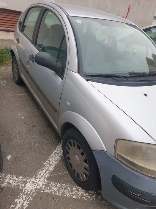 Vanzare masina citroen c3 2004