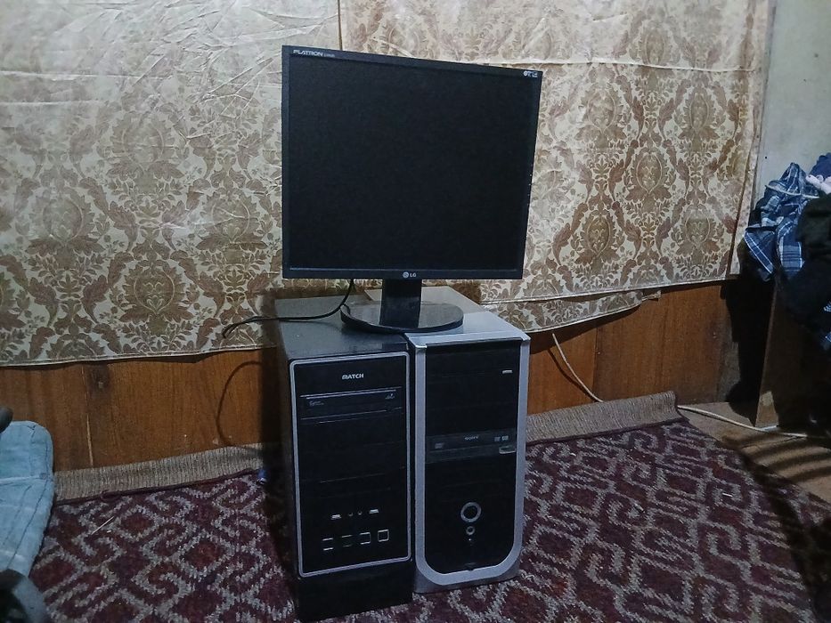 Компьютер манетор