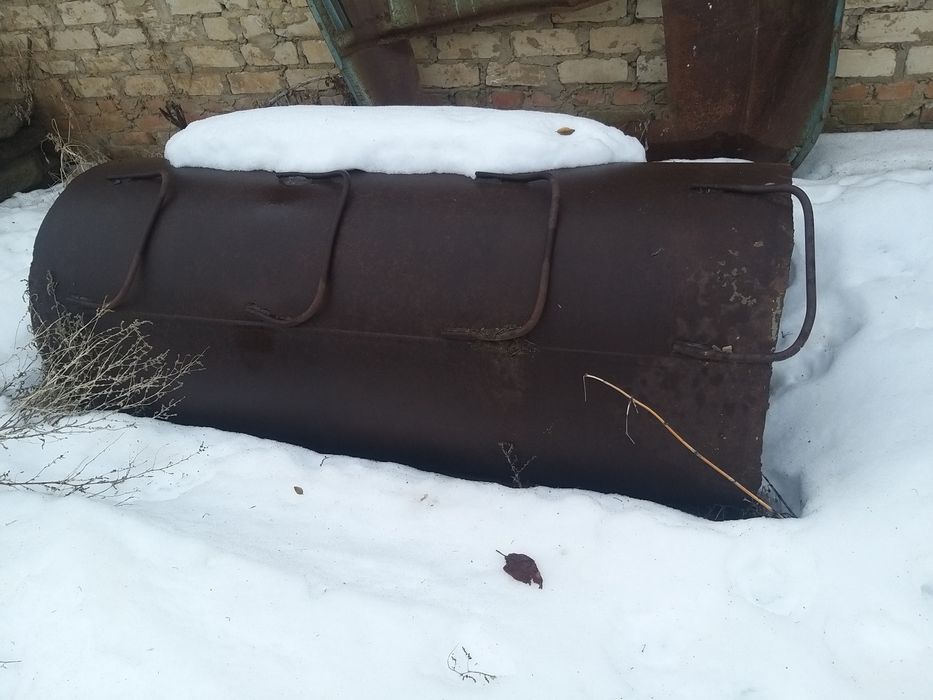 Продам труба бак метал д.10