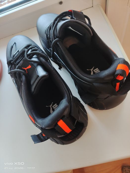 Продается кроссовки мужские