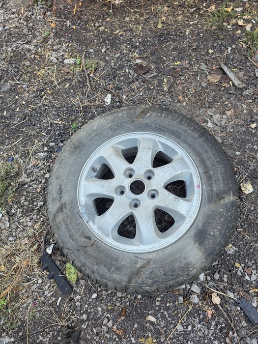 Резервна гума за Kia 15 цола
