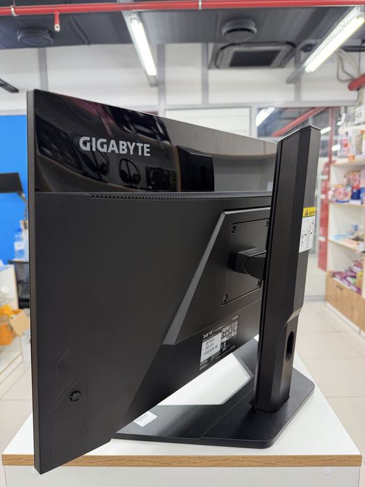 Монитор GIGABYTE 27