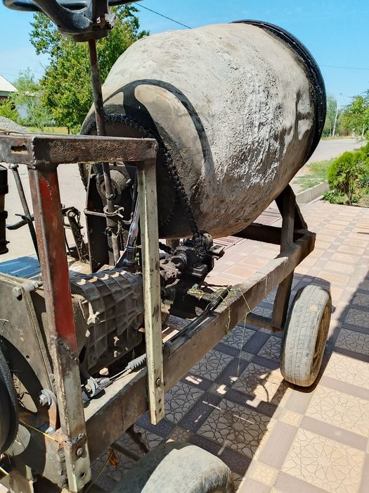 Beton mishaklar 30 kubalik apalafga bor