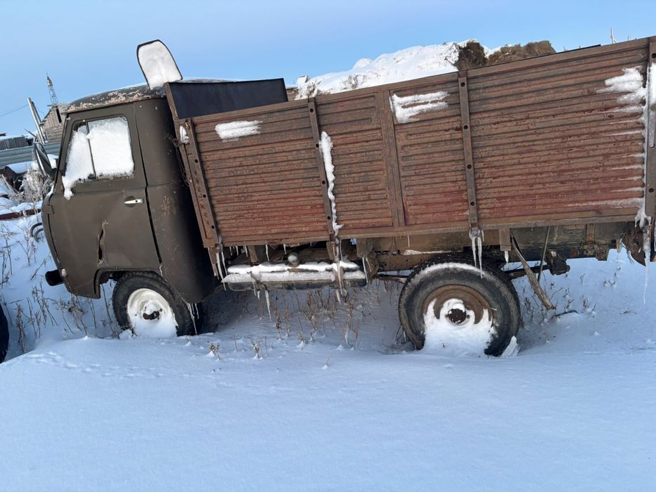 Продам Уаз бортовой 3303