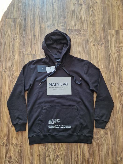 Страхотна мъжка блуза суитчър с качулка размер S M L XL 2XL

Размер S,