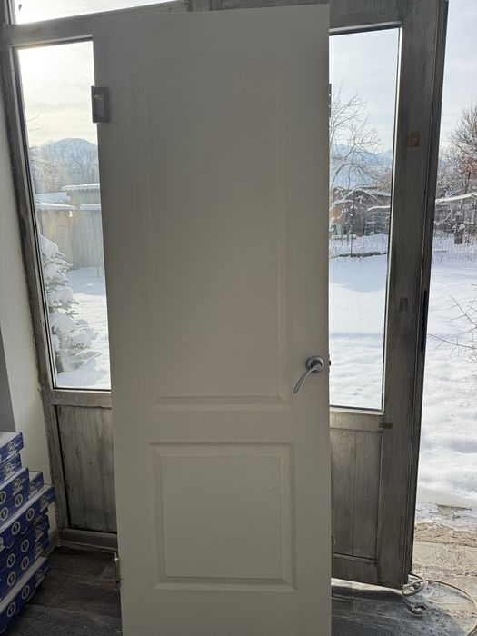 Продам двери 4 шт