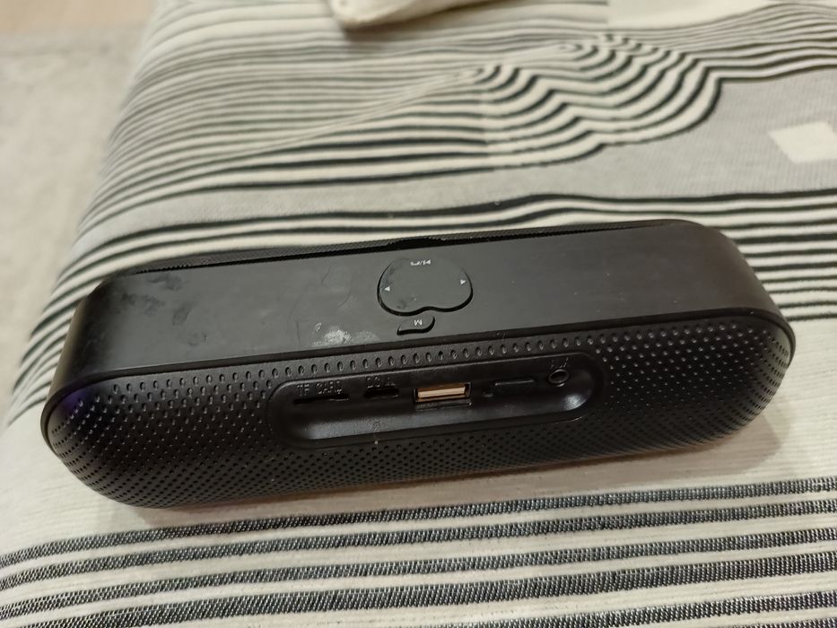 Продам музыкальную колонку