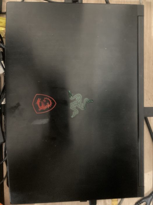 Laptop MSI THIN GF63 12UCX