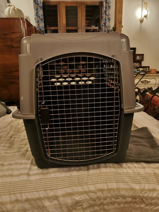 Транспортна клетка за куче