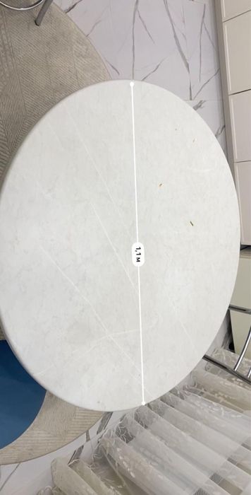 Продам дизайнерский стильный стол