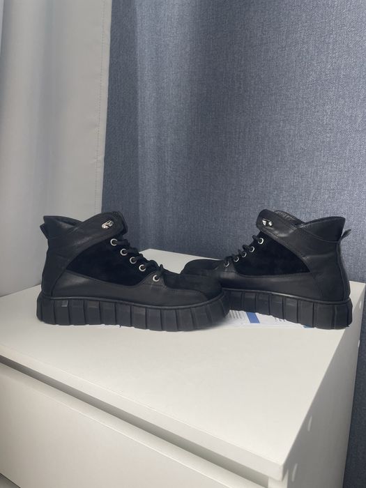 Продам ботинки натуральные