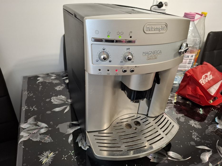 Espressor Delonghi Magnifica