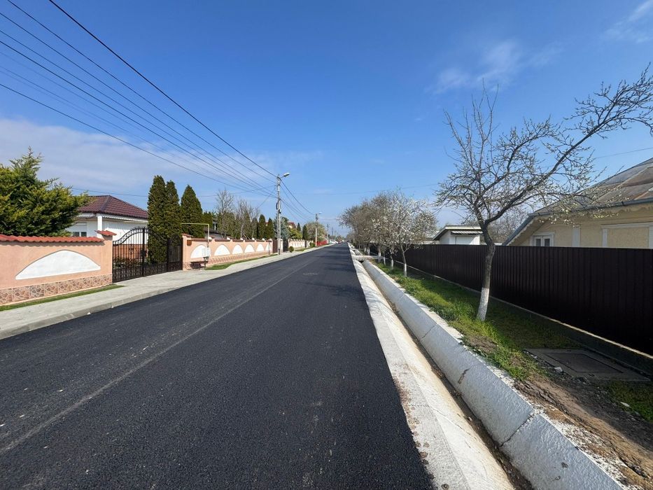 Casa + teren de vanzare, Tecuci Strada Dacia