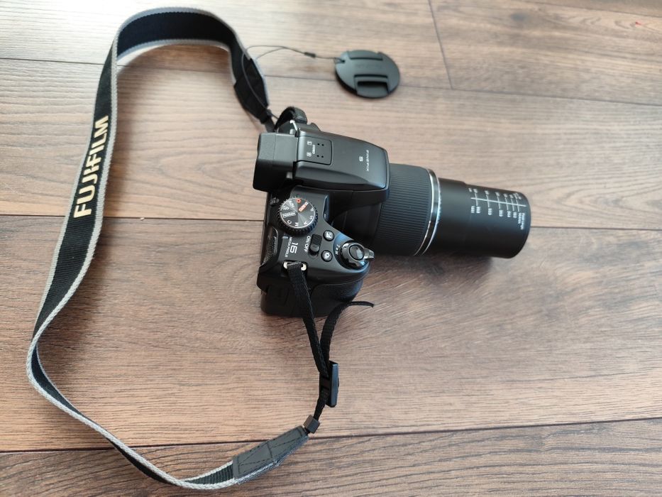 Fujifilm FinePix S8200 – 40× оптичен Zoom | 16 MP | Full HD | 16 GB