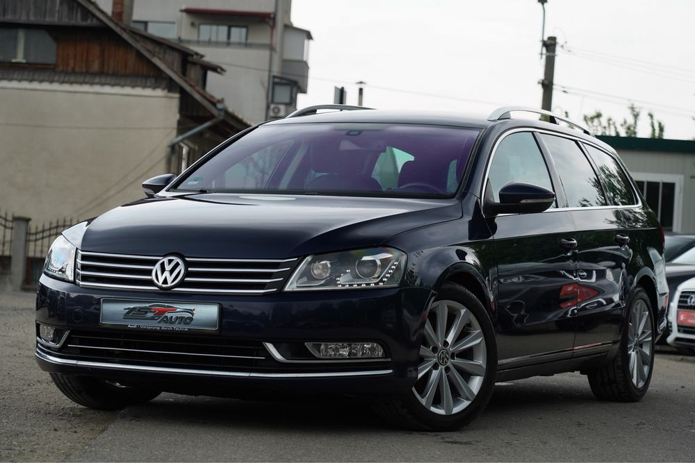 VOLKSWAGEN Passat 2012