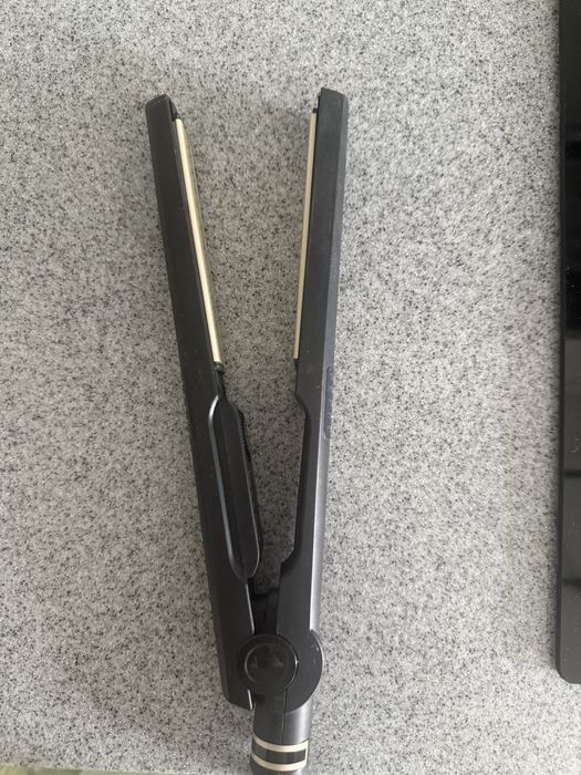 Выпрямитель для волос Byliss