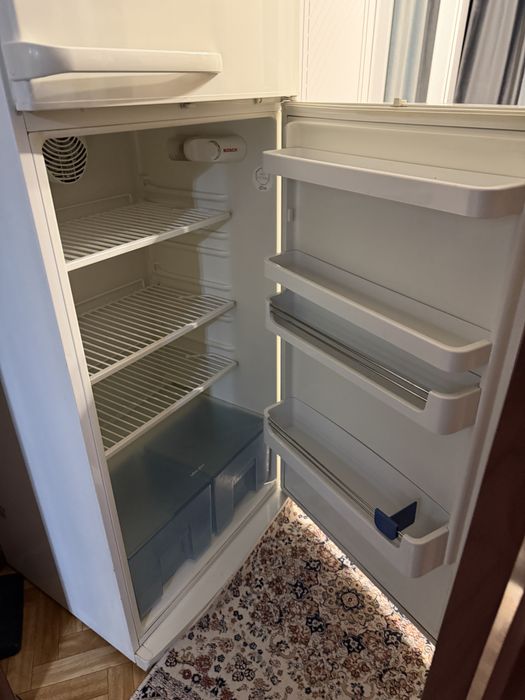 Холодильник BOSCH