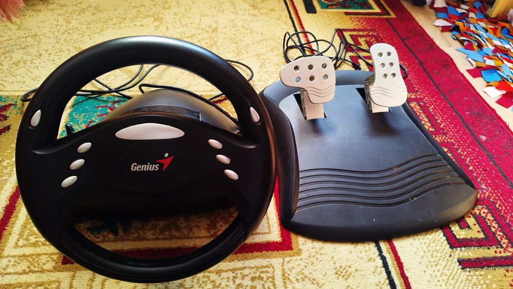 Руль с педалями для ПК