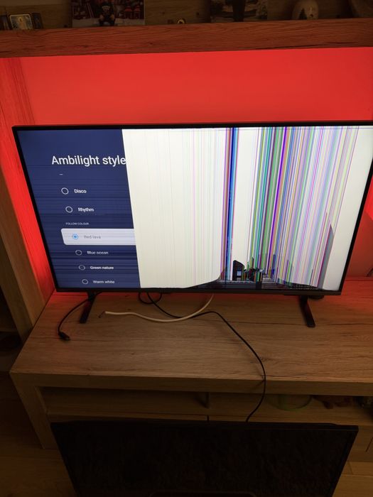 Vand TV Smart Philips display spart