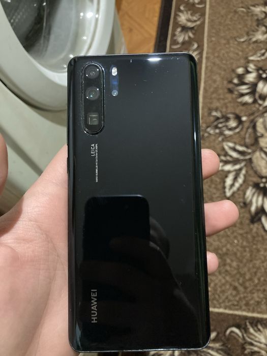 Huawei P30 Pro запазен