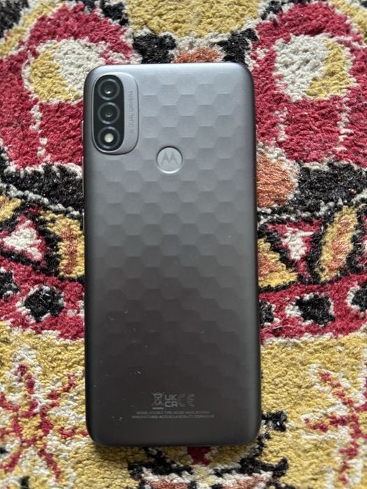 Telefon Motorola Moto e20 Nou