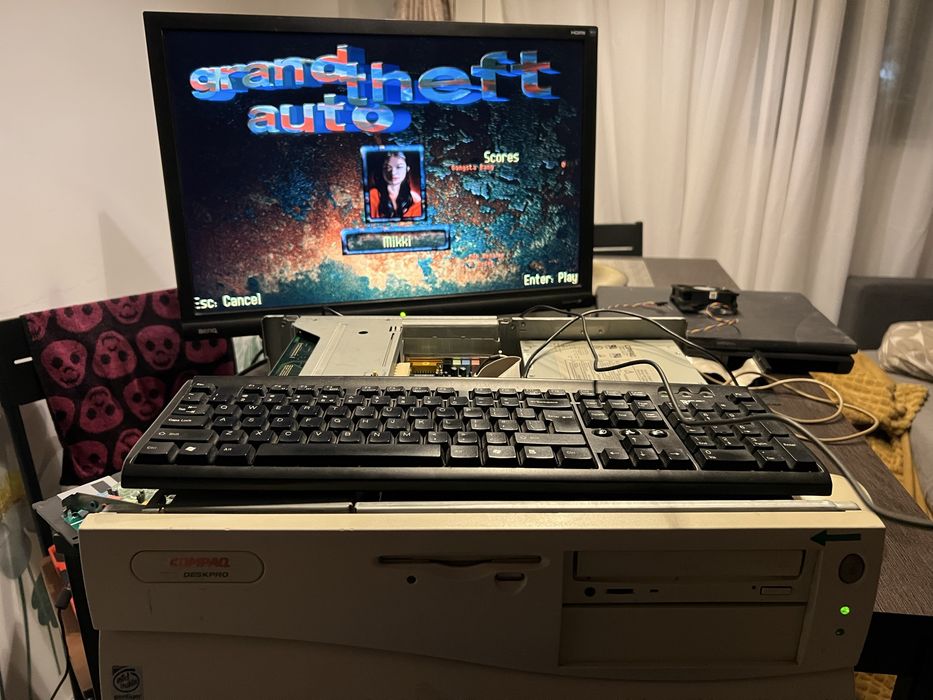 Retro PC Compaq deskpro 4000 Pentium 1