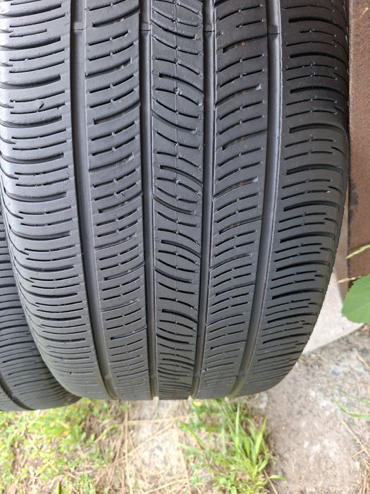 Продам шины. 275/40/19 континенталь