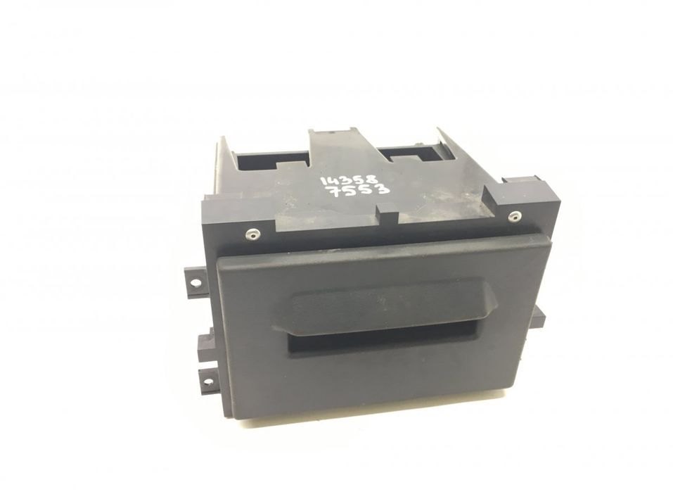 7482257329 Compartimentul de depozitare al bordului RENAULT T (2013-) RENAULT TRUCKS