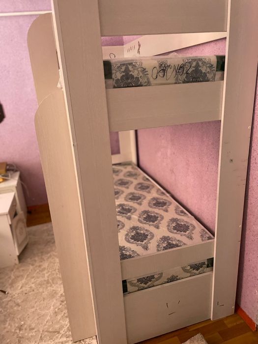 Двухярусный кровать сатылады