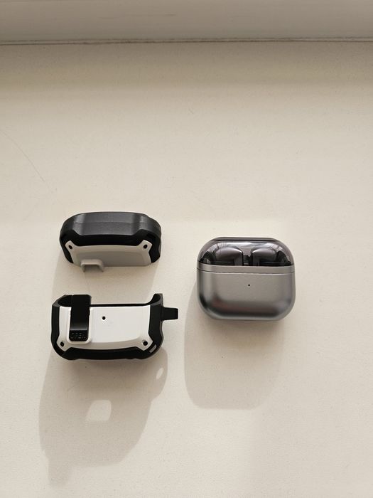 Продам наушники Samsung Buds 3pro