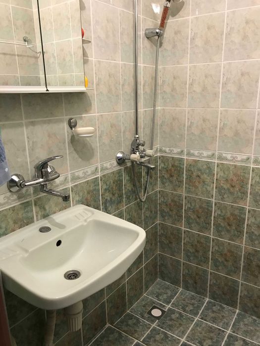 Продава се Тристаен апартамент в Ямбол, Васил Левски - 90 кв.м за 1456 €/кв.м - Снимка #13