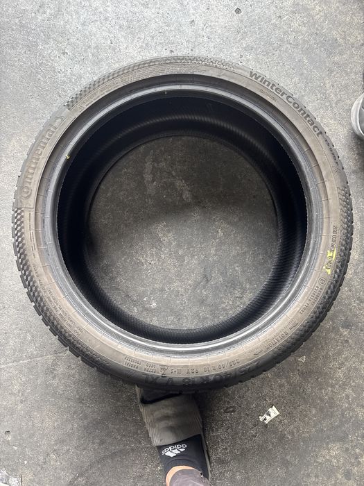 225/40/18 Continental M+S