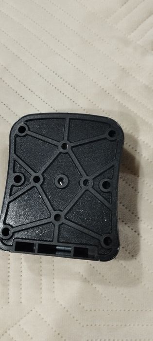 Продам ключницу новую