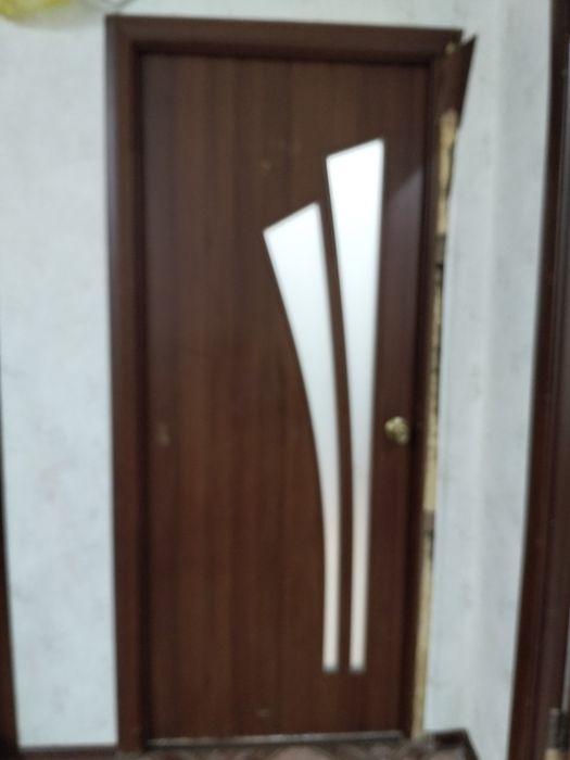 Продается три двери