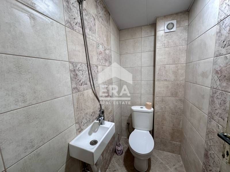 Дава се под наем Офис в Велико Търново, Център - 45 кв.м за 255 € - Снимка #5