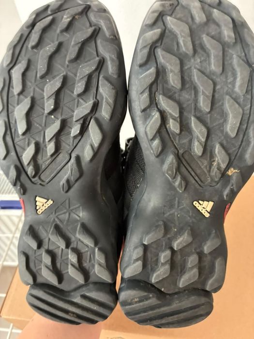 Кроссовки Adidas размер 36