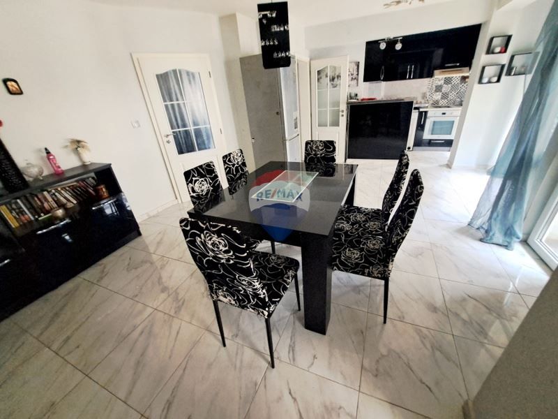 Продава се Тристаен апартамент в Варна, Лятно кино Тракия - 108 кв.м за 1667 €/кв.м - Снимка #4