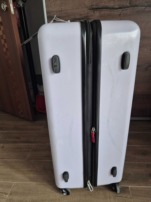 Samsonite куфари с размери 74х47х32 см