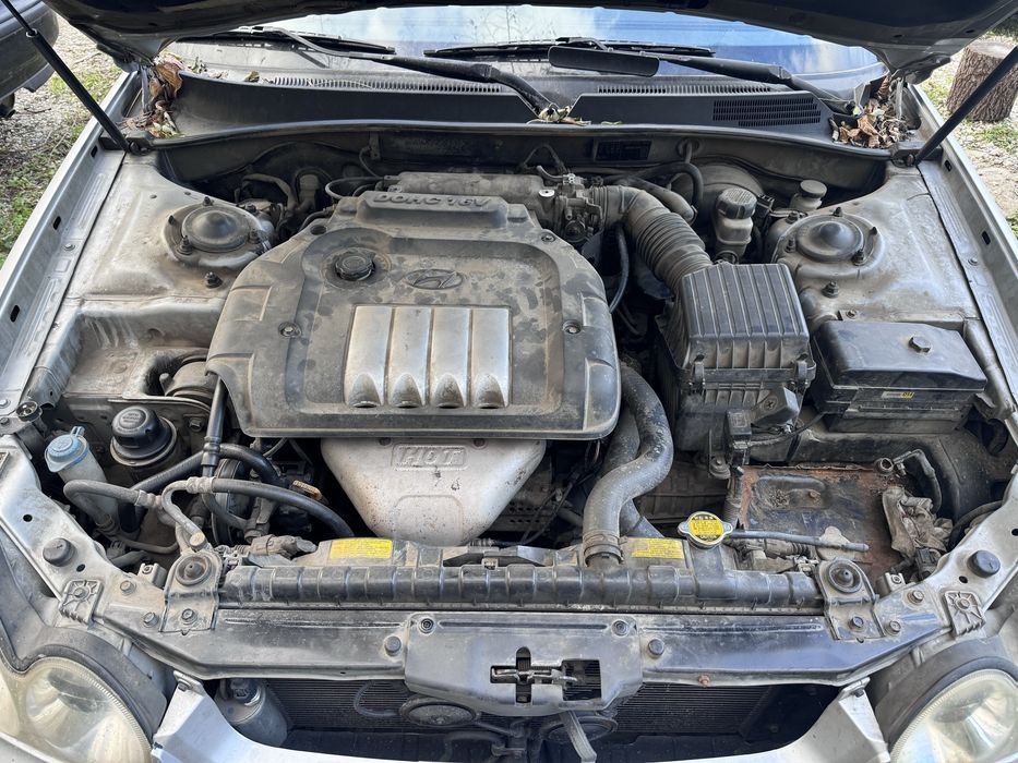 Hyundai Sonata 2.0i 131hp 2005г На Части