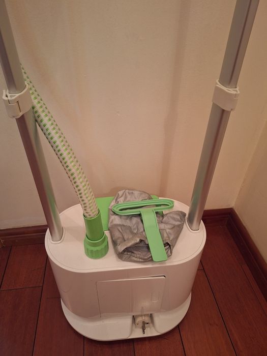 Отпариватель вертикальный PHILIPS GC660