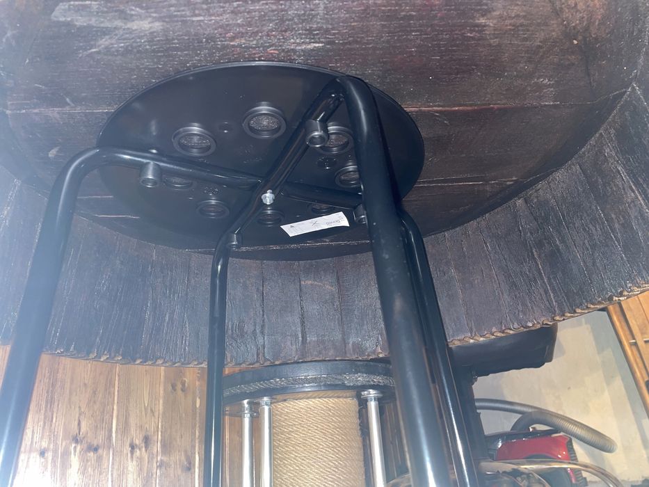 Маса от буре старо дъбово буре на 120 години