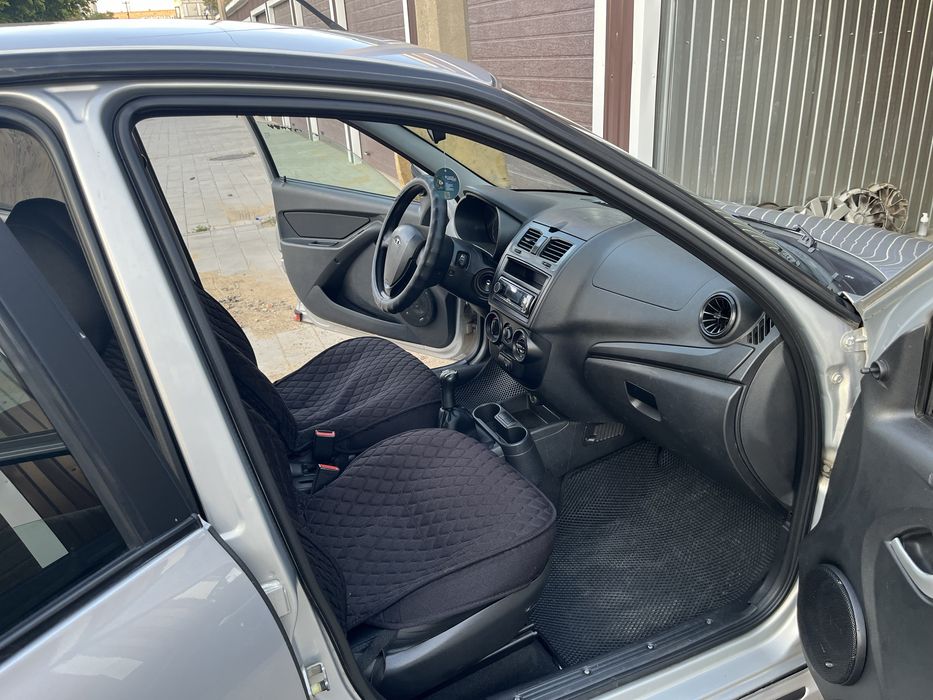 Lada kalina 2 продам