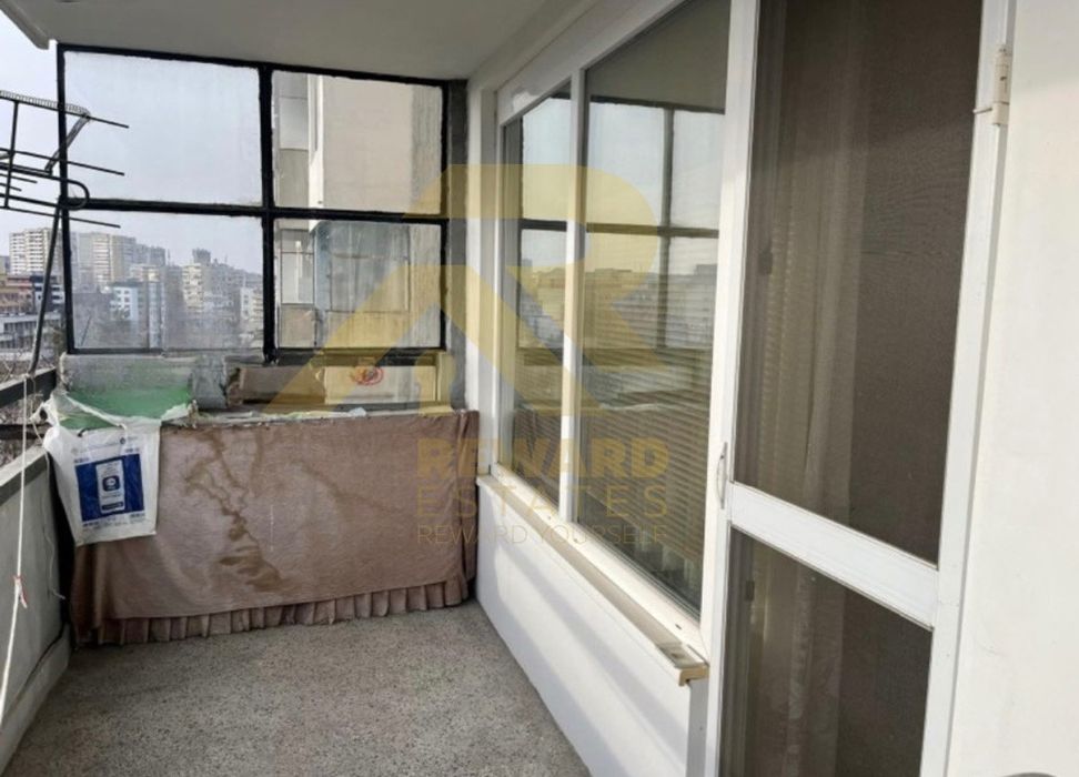 Продава се Двустаен апартамент в София, Изток - 60 кв.м за 2550 €/кв.м - Снимка #8