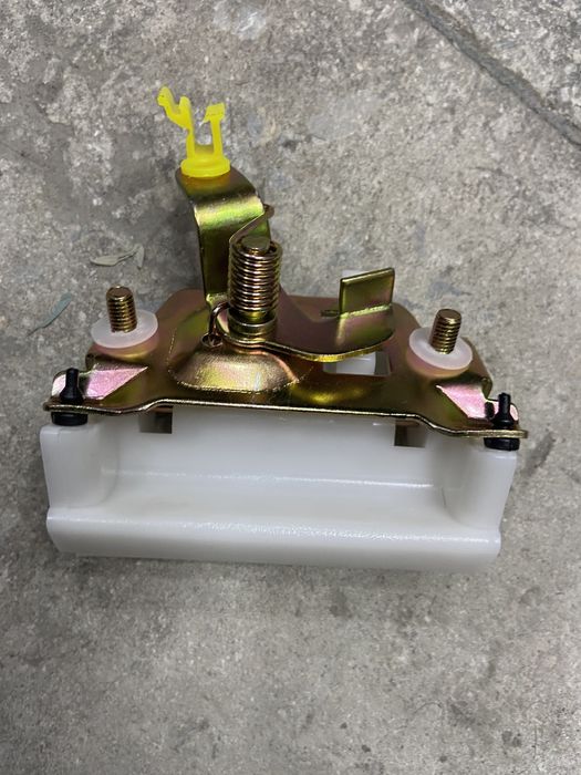 Ручка багажника паджеро 2, 3