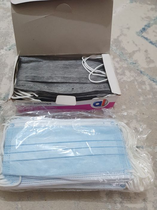 Продам расходные материалы для маникюра