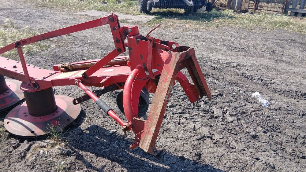 Продам роторную косилку