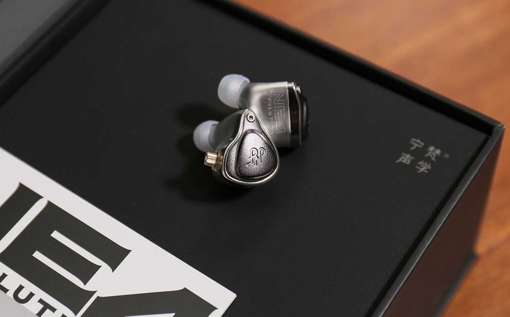 NFAudio NE4 / NFAcous NE4 Casti HIFI Noi, Cutie, Garantie, 4 BA Driver