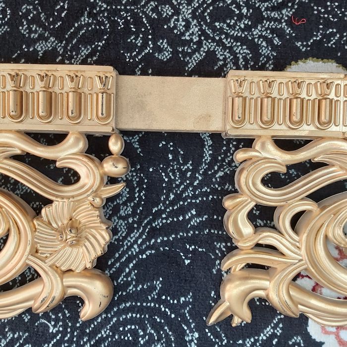 Продам карнизы всё за 10 000