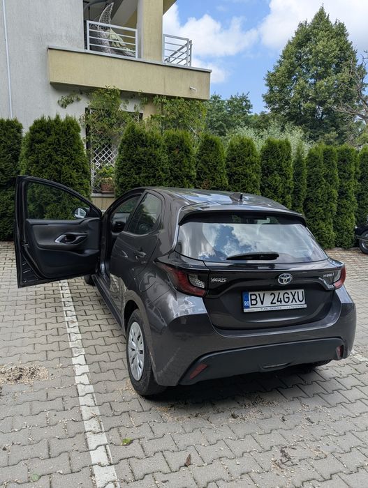 Toyota Yaris Hybrid  an 2021
